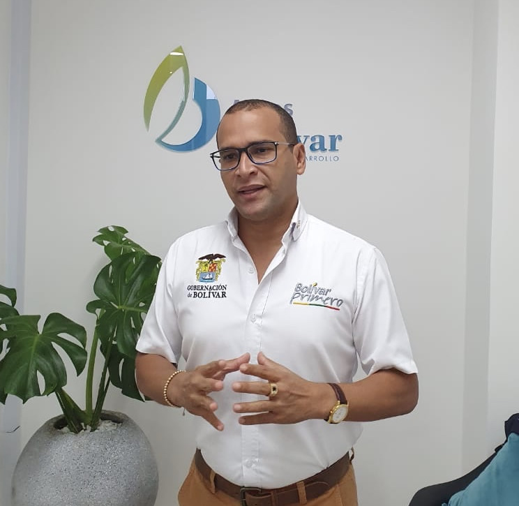Arnaldo Barreto Lezama Gerente Aguas de Bolivar Arnaldo Barreto Lezama Gerente Aguas de Bolivar